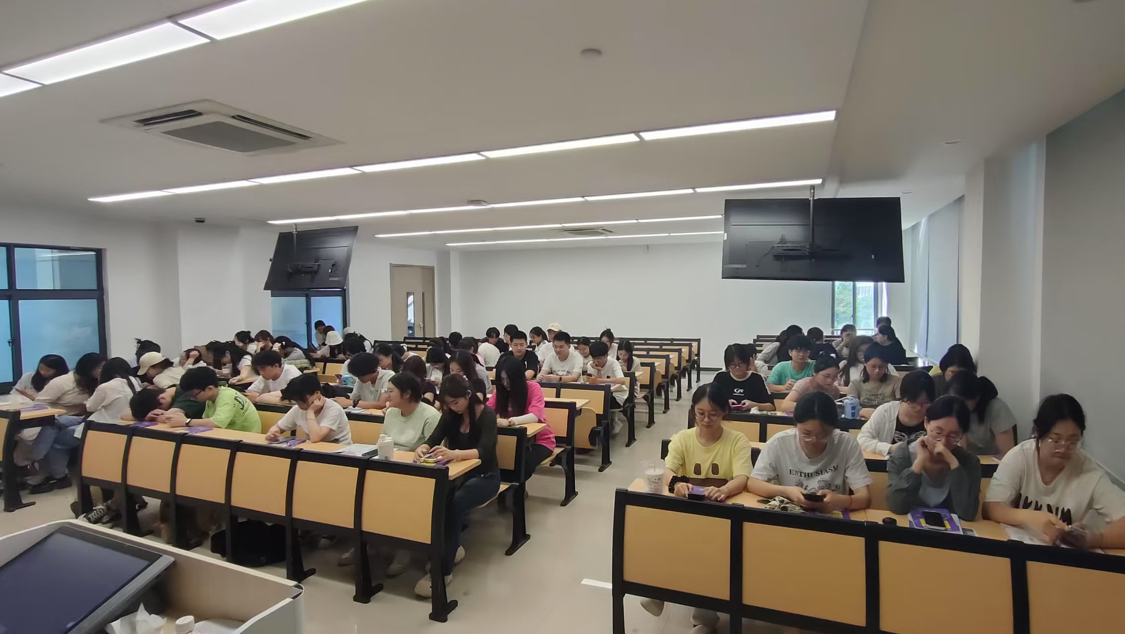 师生共创杭州文旅